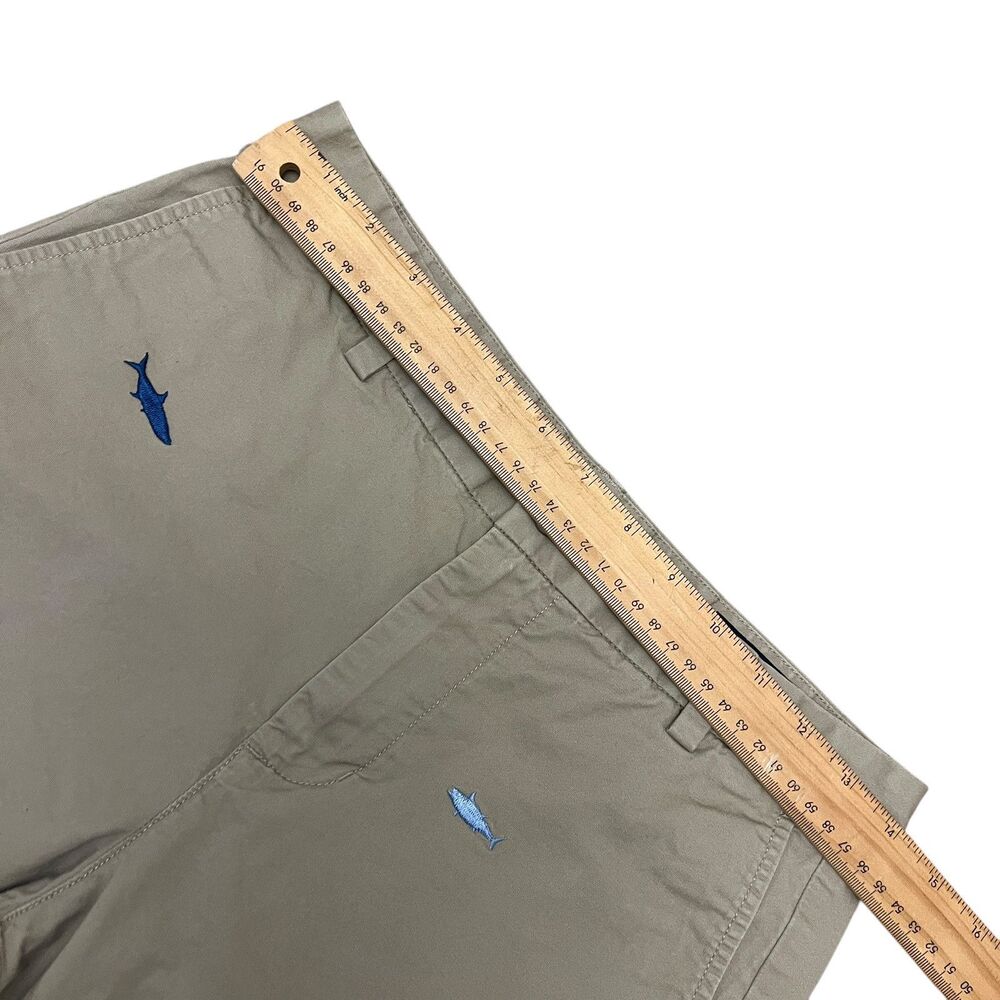 Vineyard Vines Boys Chino Pants Sz 18 Shark Fish - Picture 6 of 8